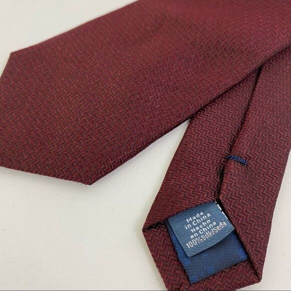 Ryan Seacrest Distinction Men’s Silk Tie Red - Picture 2 of 4